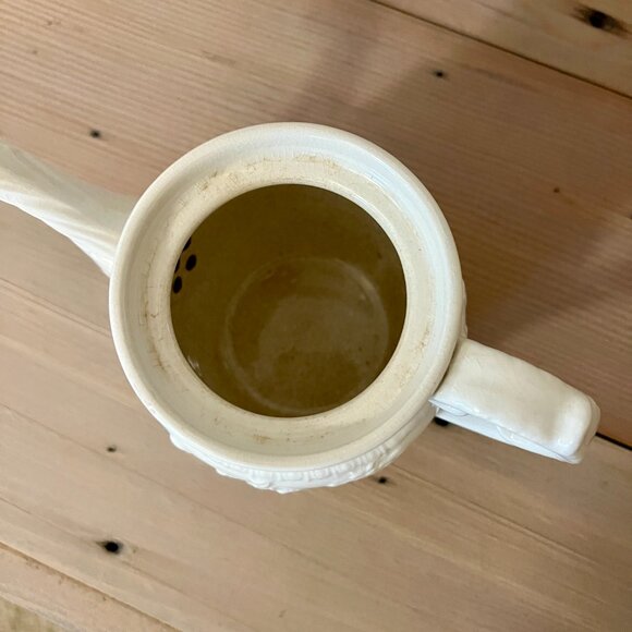 Vintage English Cream Ironstone Teapot, TG Green England Hunt Club, Equestrian - Picture 5 of 6